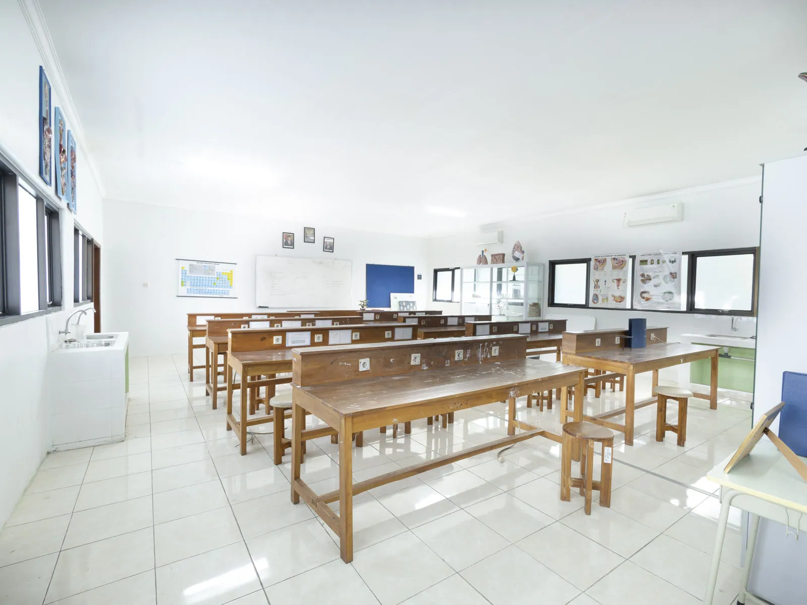 Laboratorium IPA SMP Islam Al Azhar 27